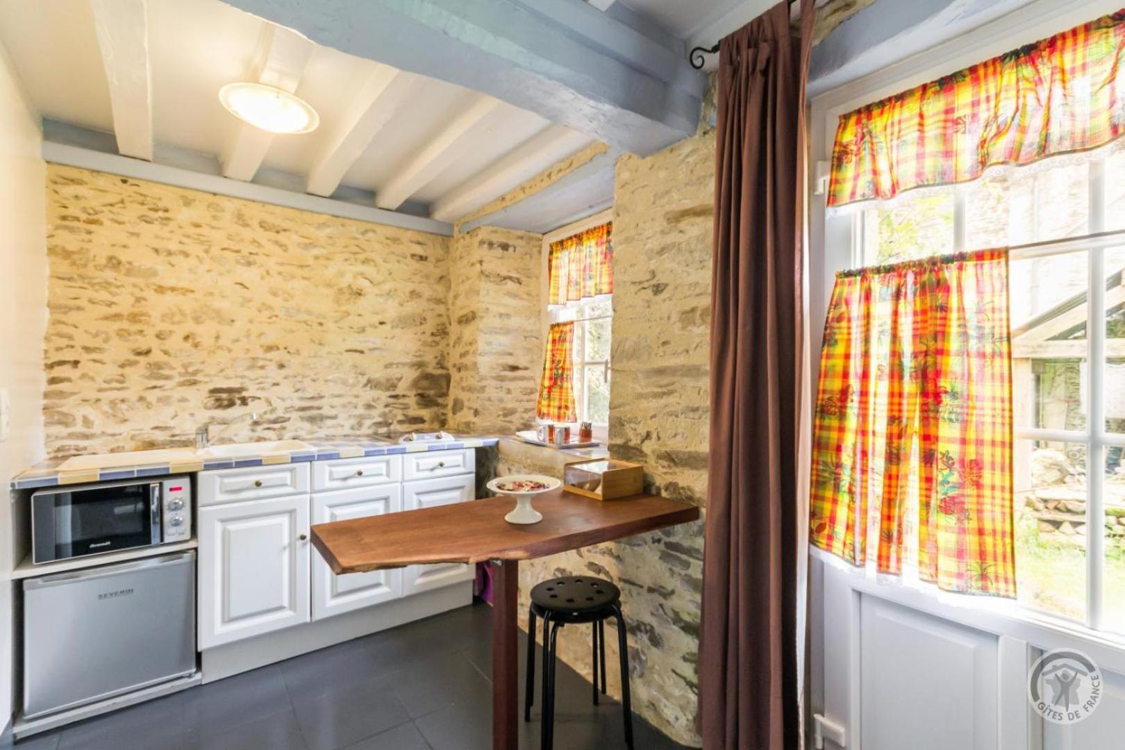 Le Pont De Benneville Cahagnes エクステリア 写真
